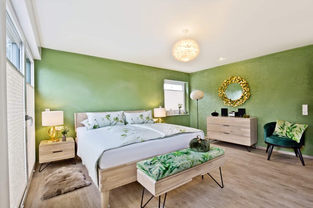 Ferienwohnung Kaminfeuer Schlafzimmer