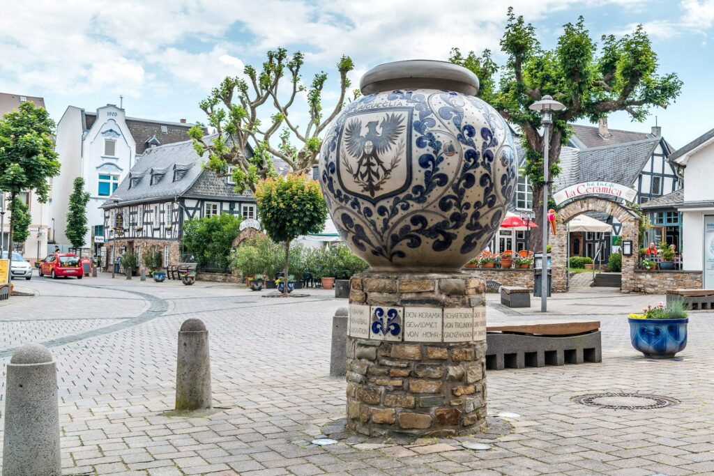Keramik Denkmal von Höhr-Grenzhausen