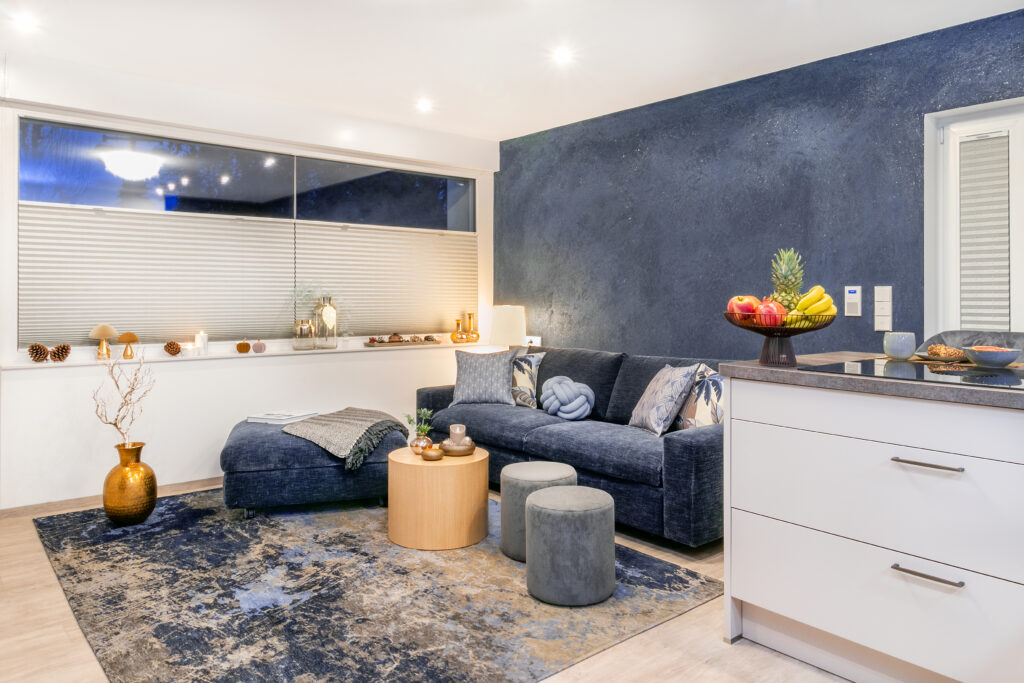 Ferienwohnung Kobaltblau Sofa